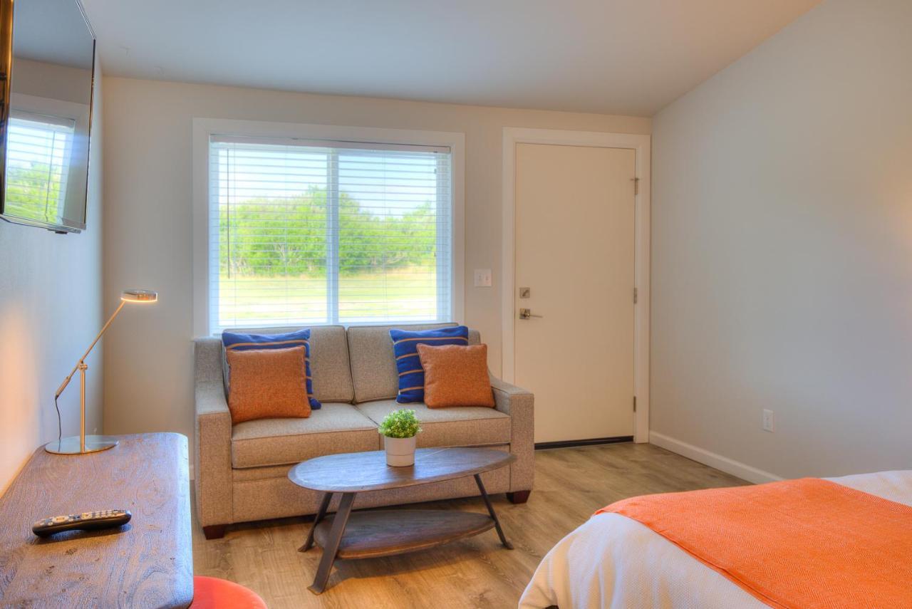 Ocean Shores Resort (Adults Only) אושן שורס מראה חיצוני תמונה